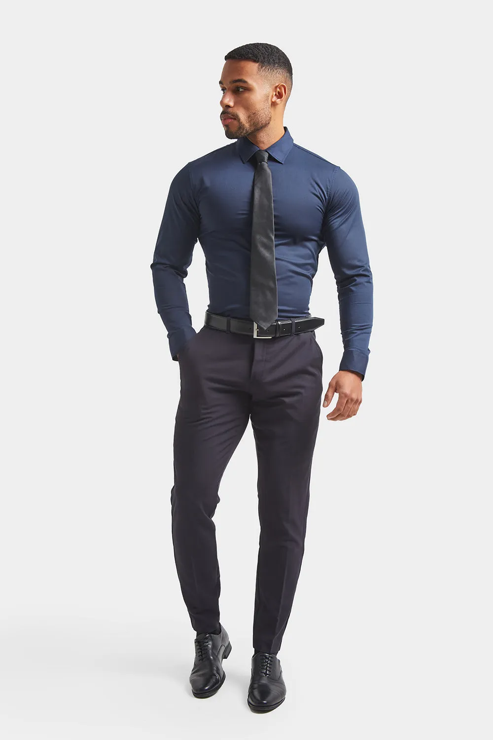 Athletic Fit Dress Shirt in Navy