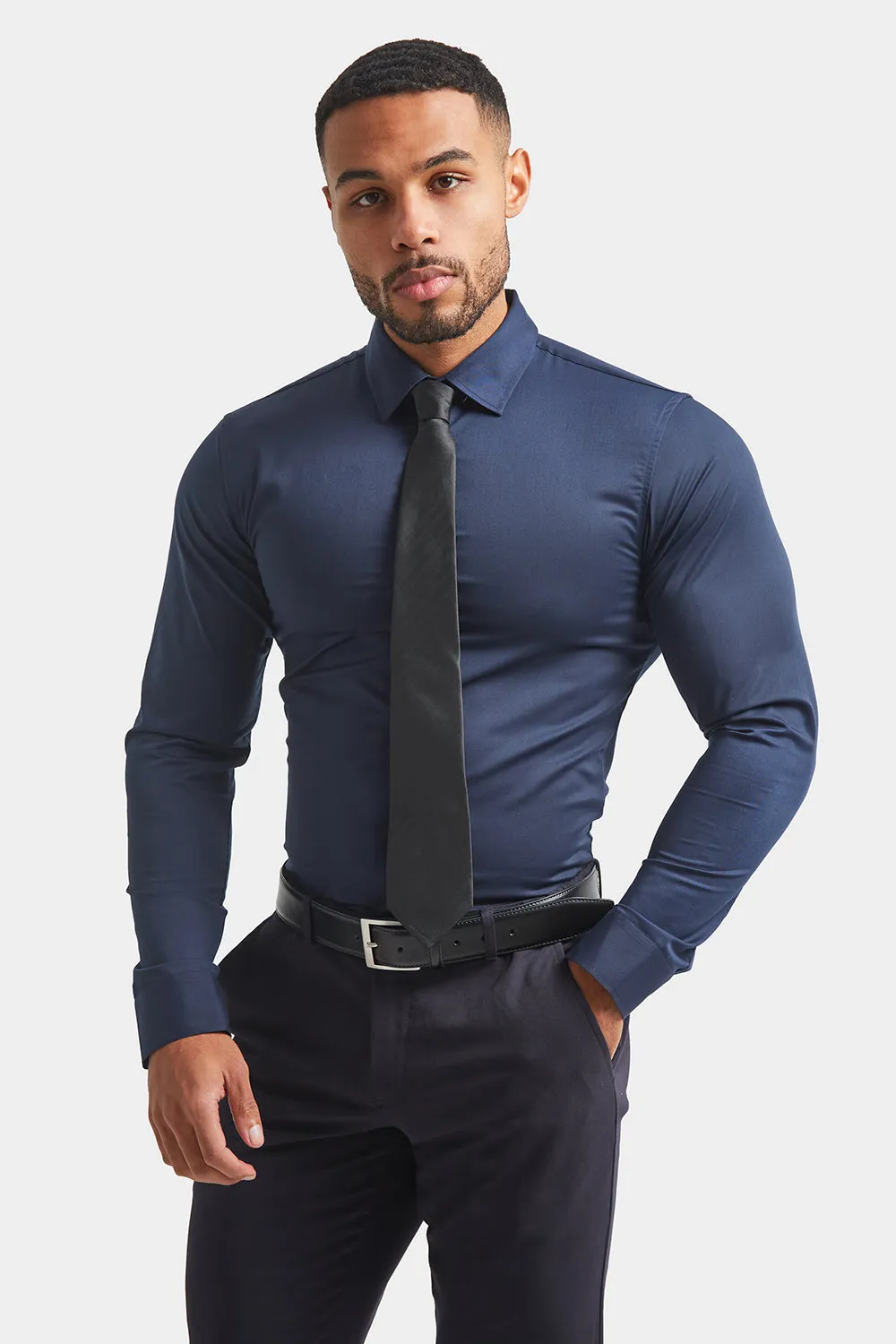 Athletic Fit Dress Shirt in Navy