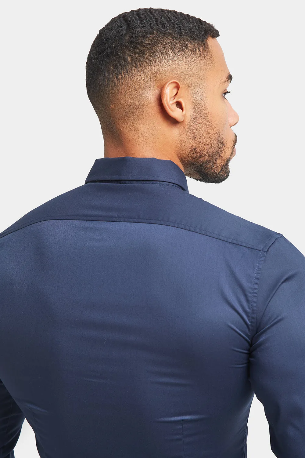 Athletic Fit Dress Shirt in Navy