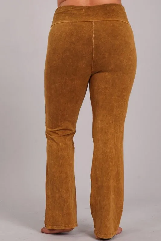 Chatoyant Plus Yoga Pants - Butterscotch