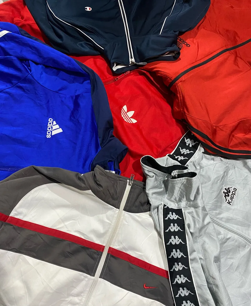 TRACK BRANDED JACKETS _17 PIECES