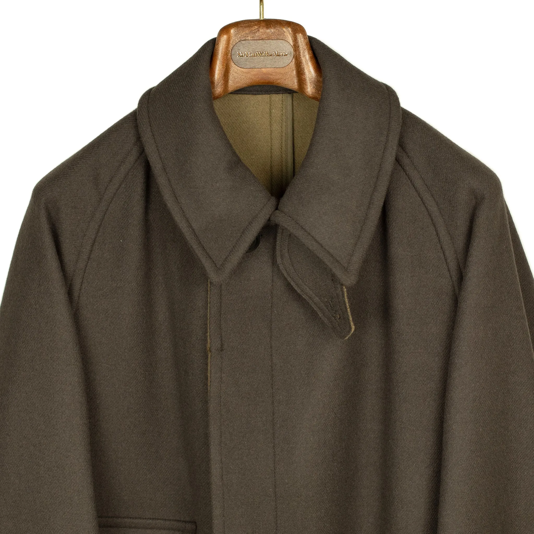 Traveler Coat in brown extra fine reverse cloth melton wool