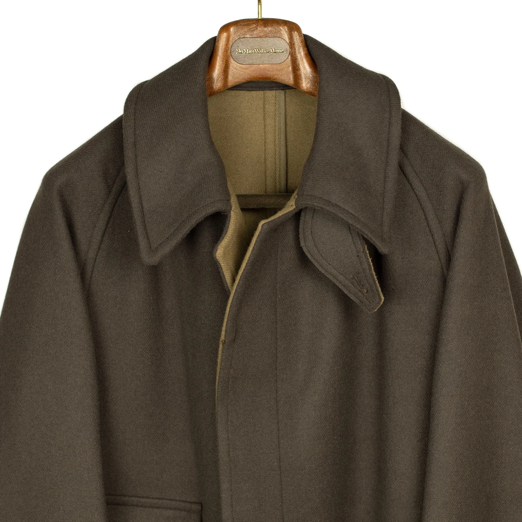 Traveler Coat in brown extra fine reverse cloth melton wool